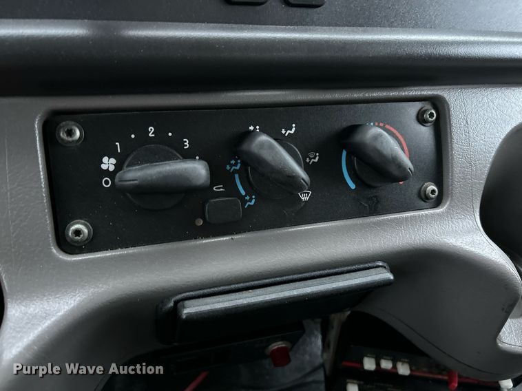 image for item NE9773 2012 Freightliner Business Class M2 utility / service truck