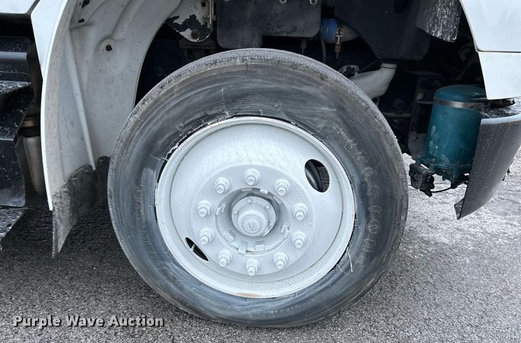 image for item NE9773 2012 Freightliner Business Class M2 utility / service truck