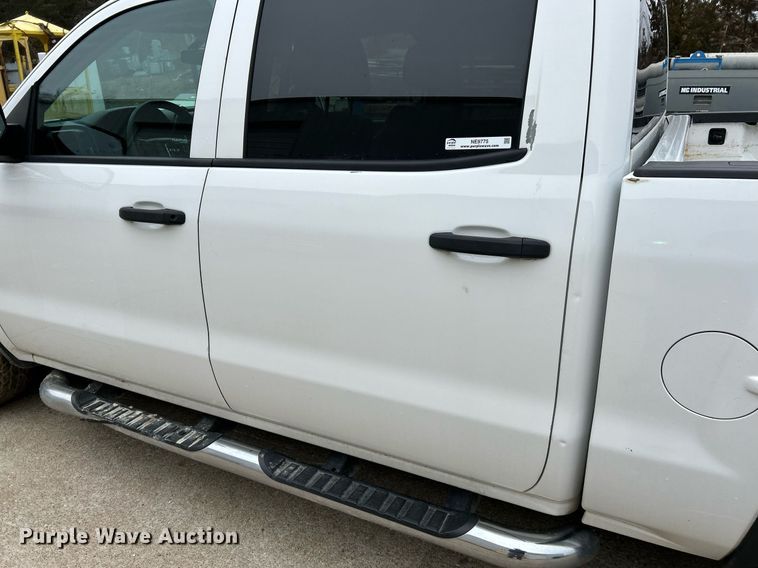 image for item NE9775 2014 GMC  Sierra 1500 Crew Cab pickup truck