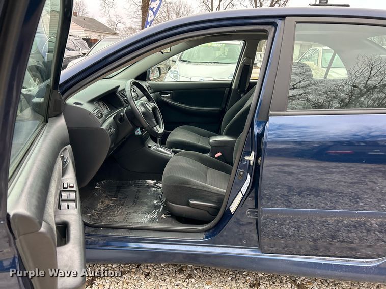 image for item NE9779 2006 Toyota  Corolla S 