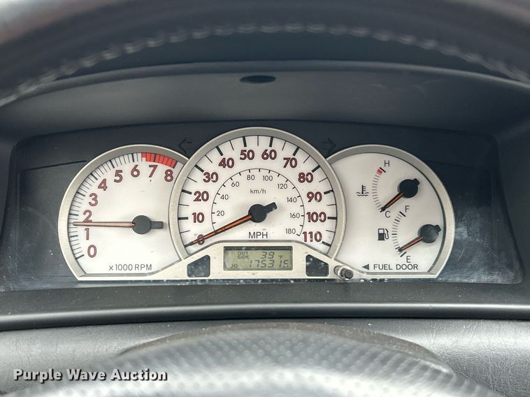 image for item NE9779 2006 Toyota  Corolla S 