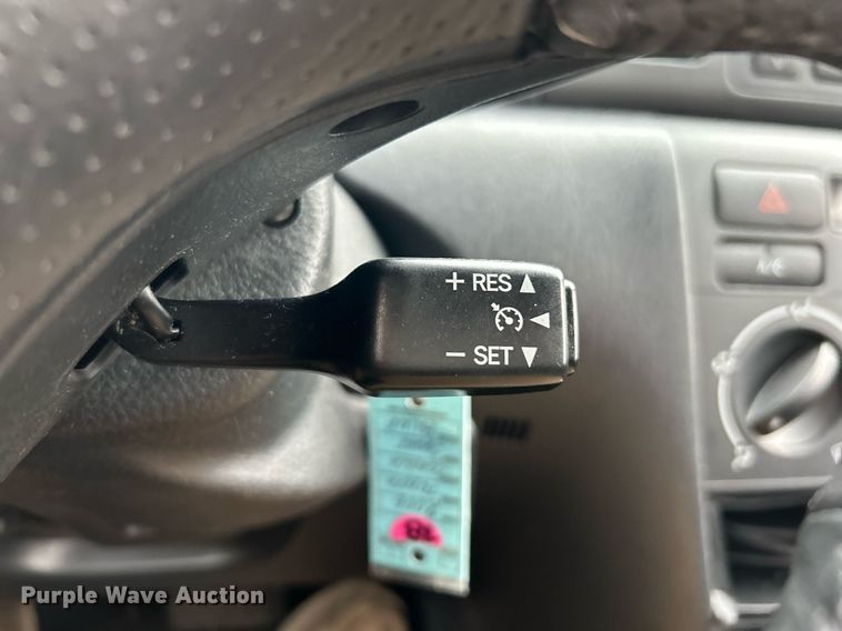 image for item NE9779 2006 Toyota  Corolla S 