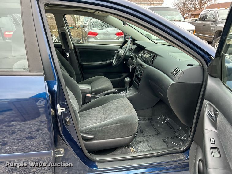 image for item NE9779 2006 Toyota  Corolla S 