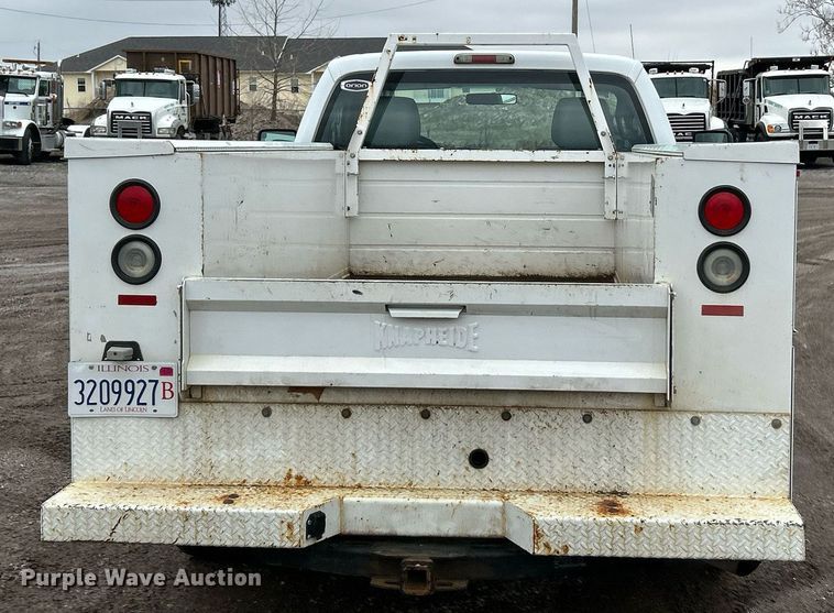 image for item NE9781 2011 Ford F250 Super Duty XL utility bed pickup truck