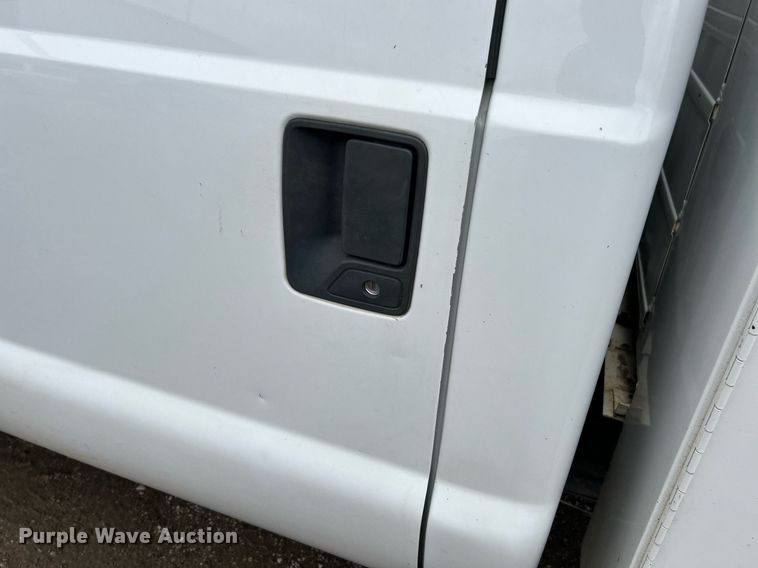 image for item NE9781 2011 Ford F250 Super Duty XL utility bed pickup truck