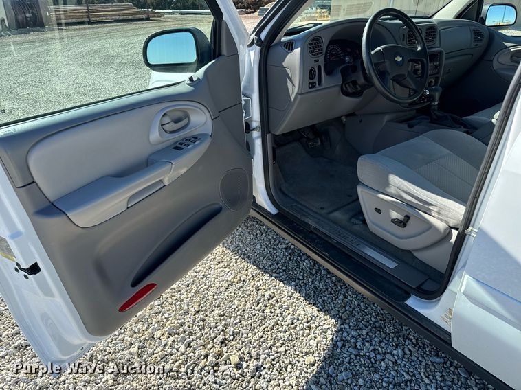 image for item NI9750 2008 Chevrolet TrailBlazer LS SUV