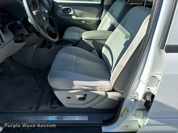 image for item NI9750 2008 Chevrolet TrailBlazer LS SUV