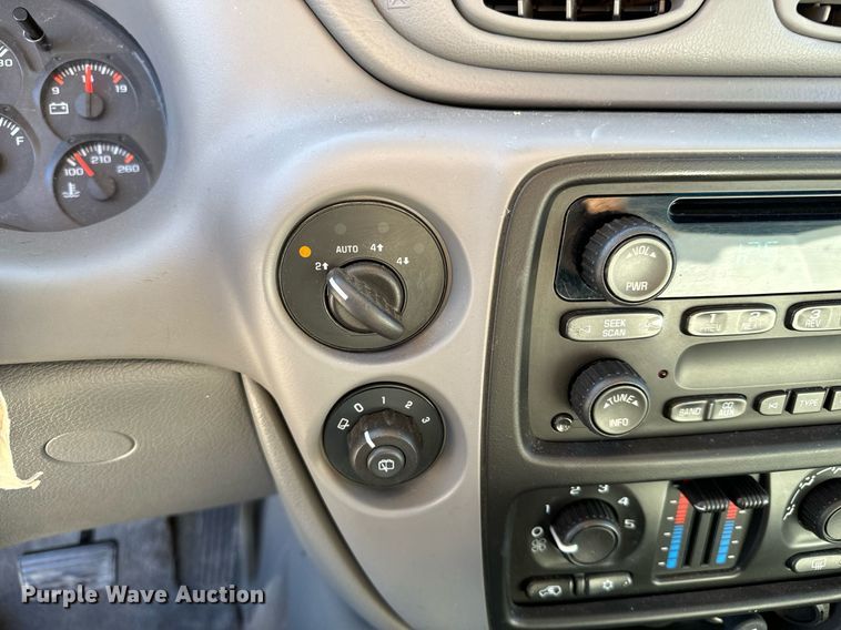 image for item NI9750 2008 Chevrolet TrailBlazer LS SUV