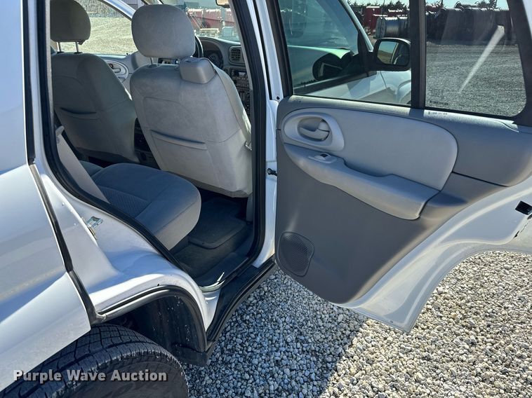 image for item NI9750 2008 Chevrolet TrailBlazer LS SUV