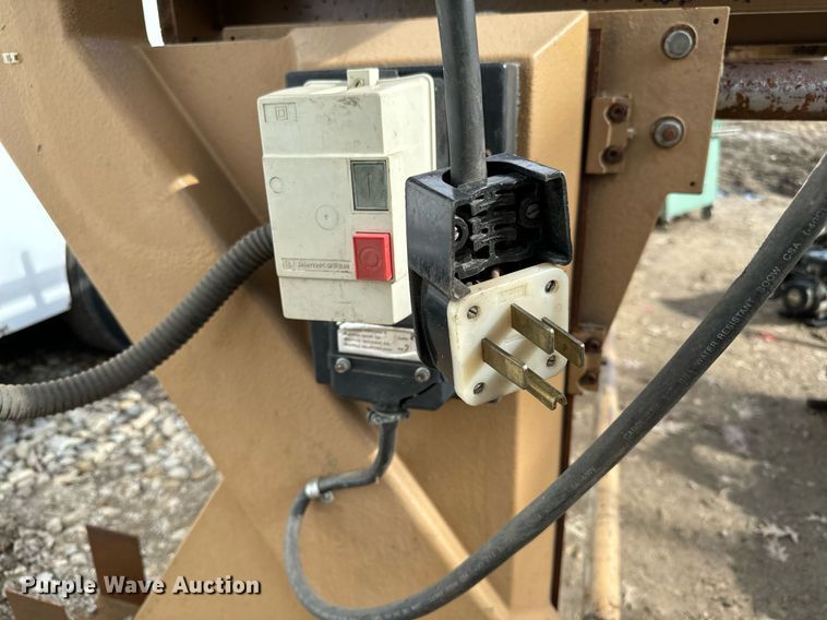 image for item NI9762 Machine shop tools