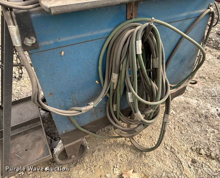 image for item NI9762 Machine shop tools