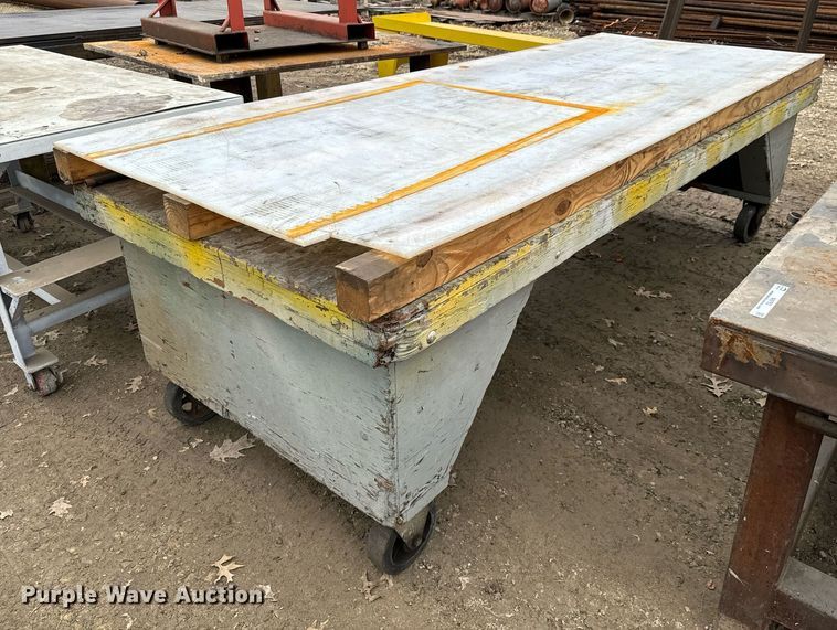 image for item NI9763 (6) shop tables