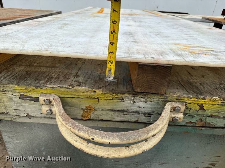 image for item NI9763 (6) shop tables