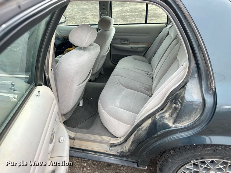 image for item NJ9281 1998 Ford Crown Victoria 