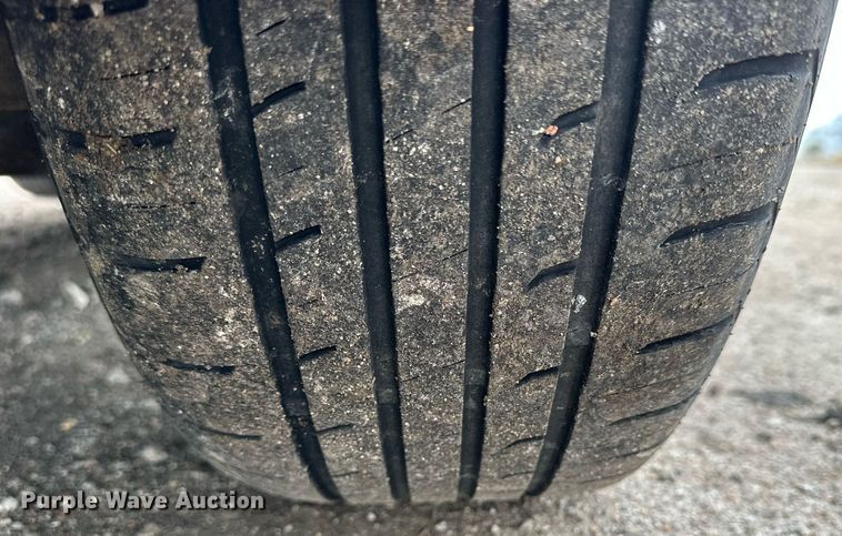 image for item NJ9281 1998 Ford Crown Victoria 