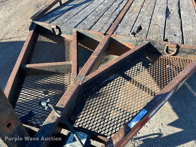 image for item NJ9510 1993 Belshe TS2T equipment trailer