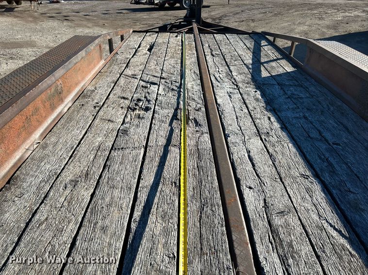 image for item NJ9510 1993 Belshe TS2T equipment trailer