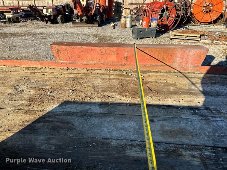 image for item NJ9511 1990 Belshe  WB-2 equipment trailer