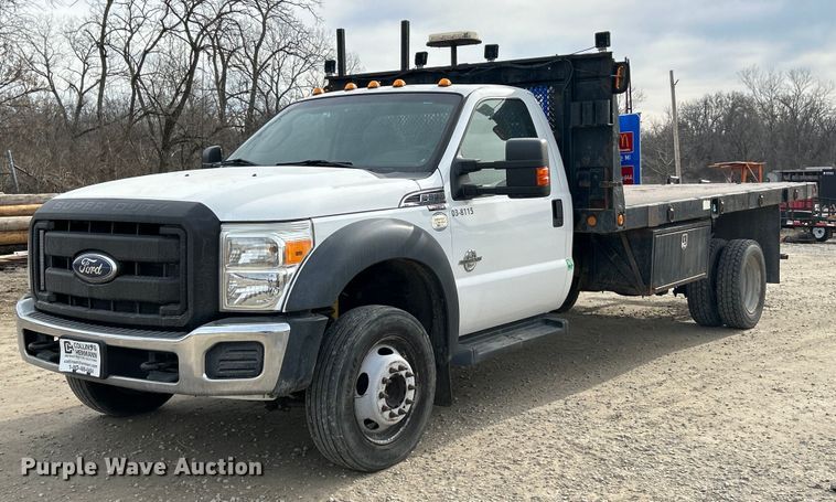 image for item NJ9514 2014 Ford  F550 Super Duty XLT flatbed truck