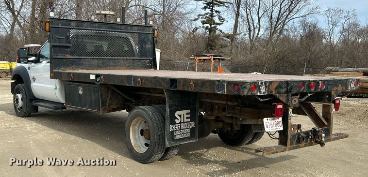 image for item NJ9514 2014 Ford  F550 Super Duty XLT flatbed truck