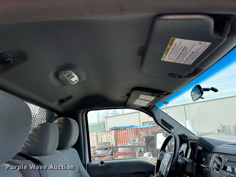 image for item NJ9514 2014 Ford  F550 Super Duty XLT flatbed truck