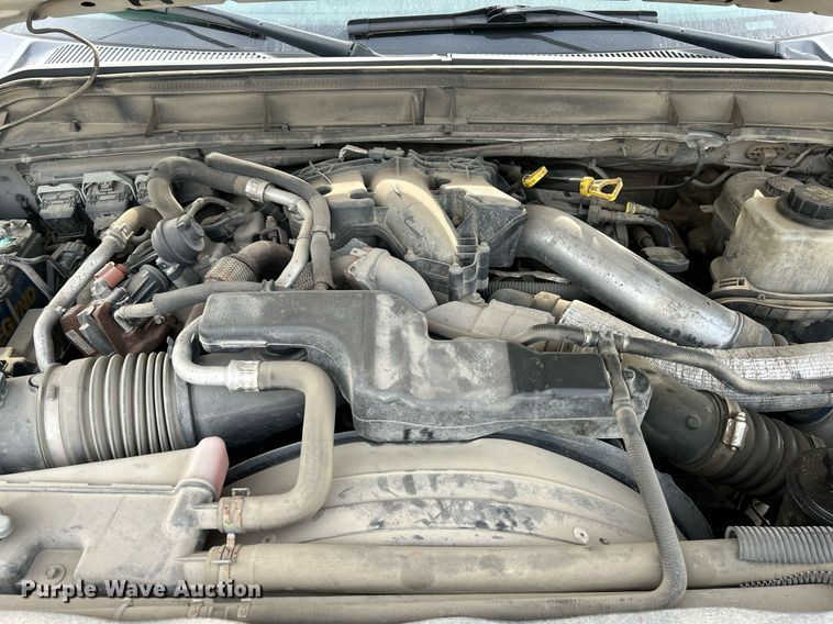 image for item NJ9514 2014 Ford  F550 Super Duty XLT flatbed truck