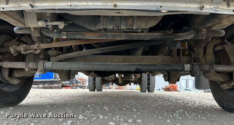 image for item NJ9514 2014 Ford  F550 Super Duty XLT flatbed truck