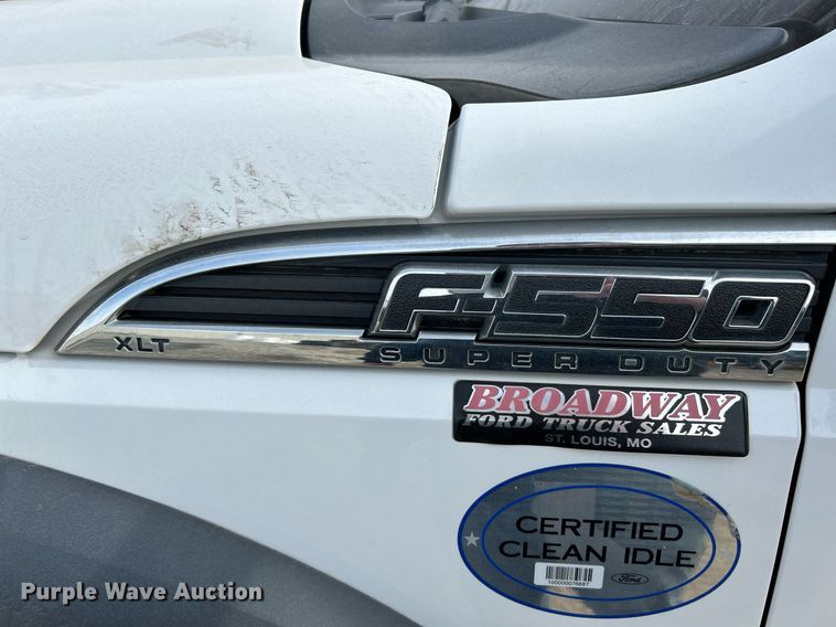 image for item NJ9514 2014 Ford  F550 Super Duty XLT flatbed truck