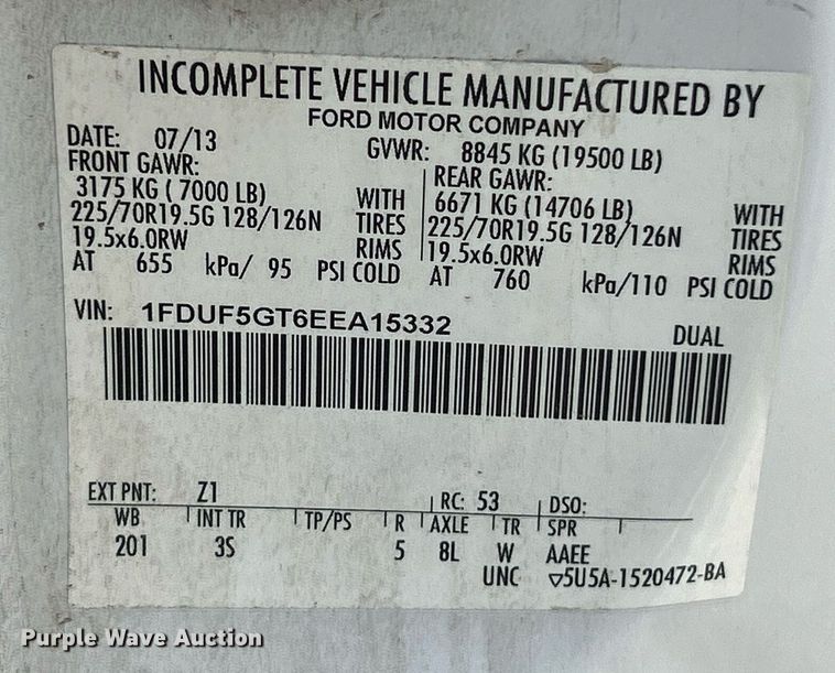 image for item NJ9514 2014 Ford  F550 Super Duty XLT flatbed truck