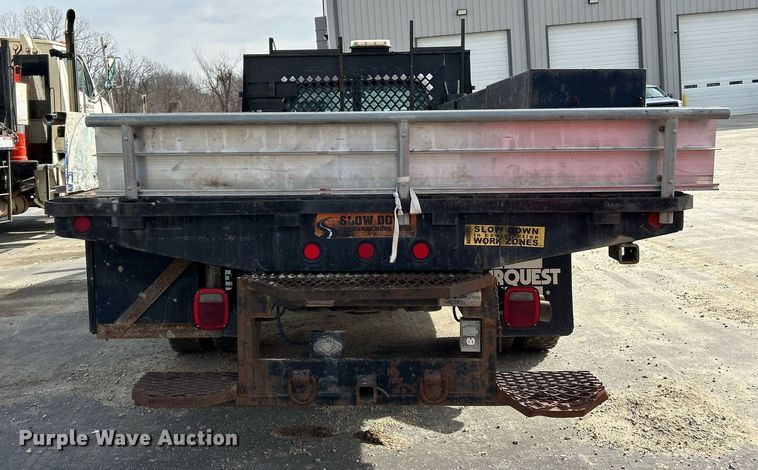 image for item NJ9515 2011 Ford F550 Super Duty XL flatbed truck
