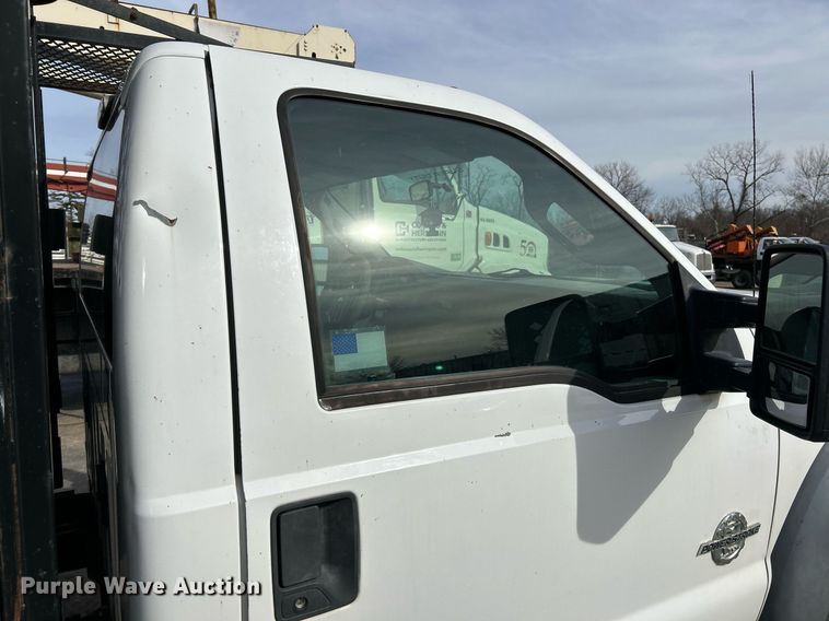 image for item NJ9515 2011 Ford F550 Super Duty XL flatbed truck