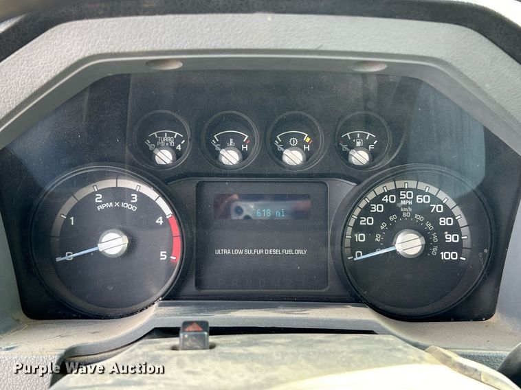 image for item NJ9515 2011 Ford F550 Super Duty XL flatbed truck