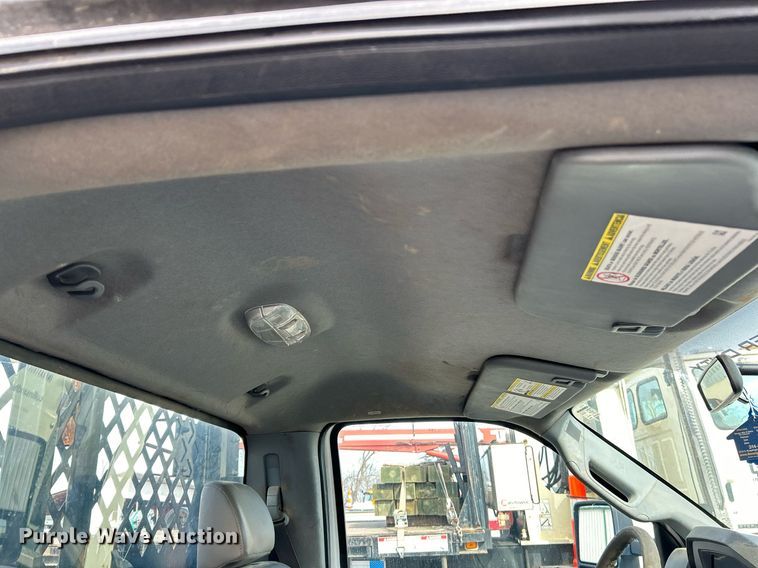 image for item NJ9515 2011 Ford F550 Super Duty XL flatbed truck