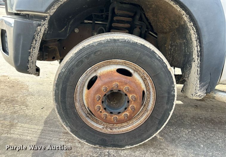 image for item NJ9515 2011 Ford F550 Super Duty XL flatbed truck