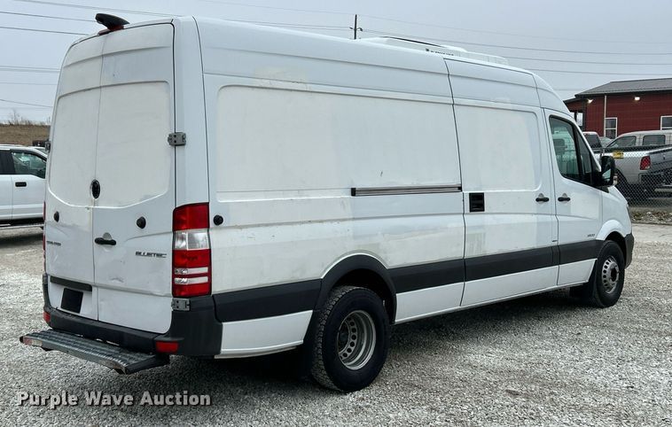 image for item NJ9524 2016 Mercedes Benz Sprinter 3500 Bluetec  refrigerated van