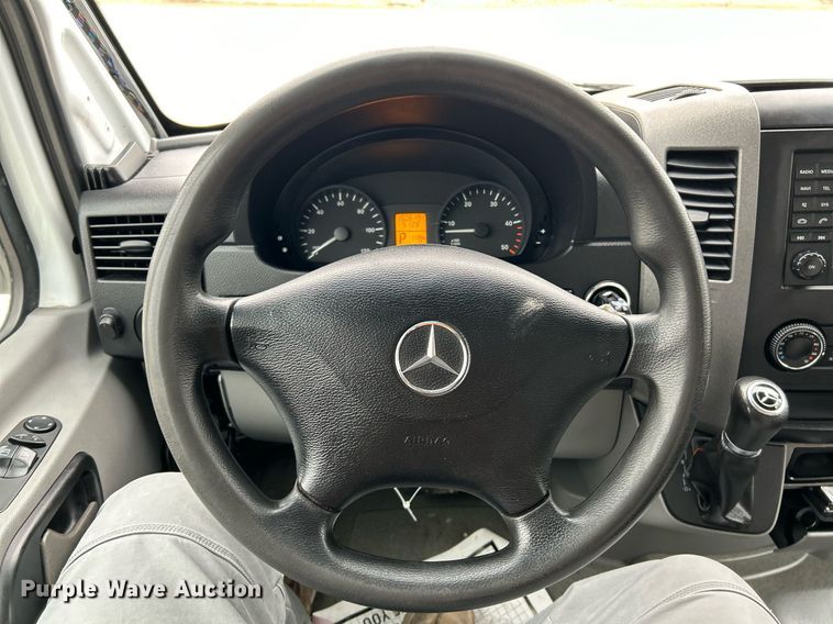 image for item NJ9524 2016 Mercedes Benz Sprinter 3500 Bluetec  refrigerated van