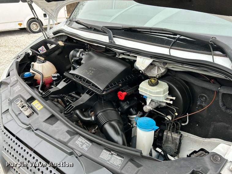 image for item NJ9524 2016 Mercedes Benz Sprinter 3500 Bluetec  refrigerated van