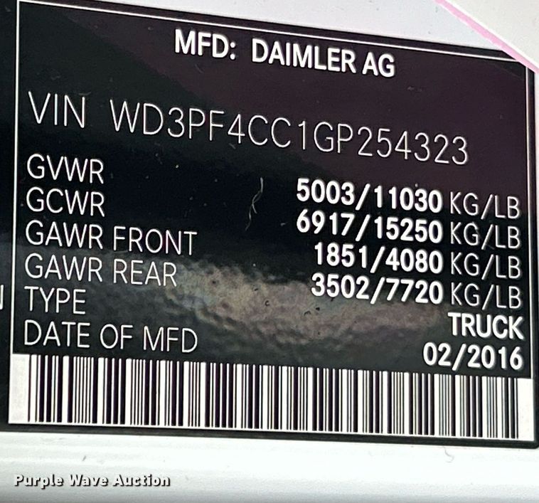 image for item NJ9524 2016 Mercedes Benz Sprinter 3500 Bluetec  refrigerated van