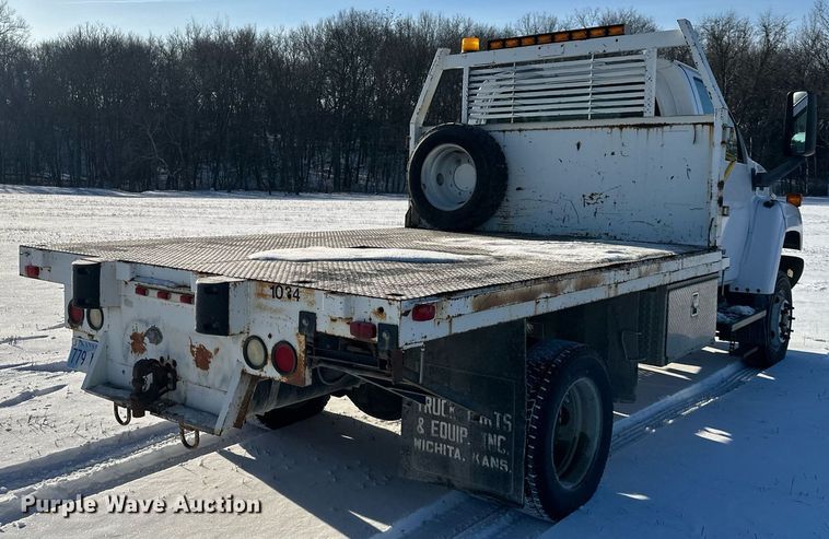 image for item NL9348 2006 Chevrolet C4500 flatbed truck