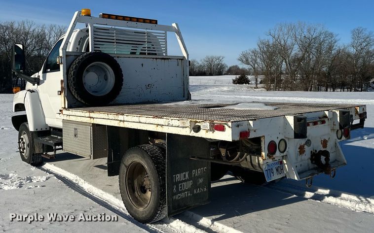 image for item NL9348 2006 Chevrolet C4500 flatbed truck