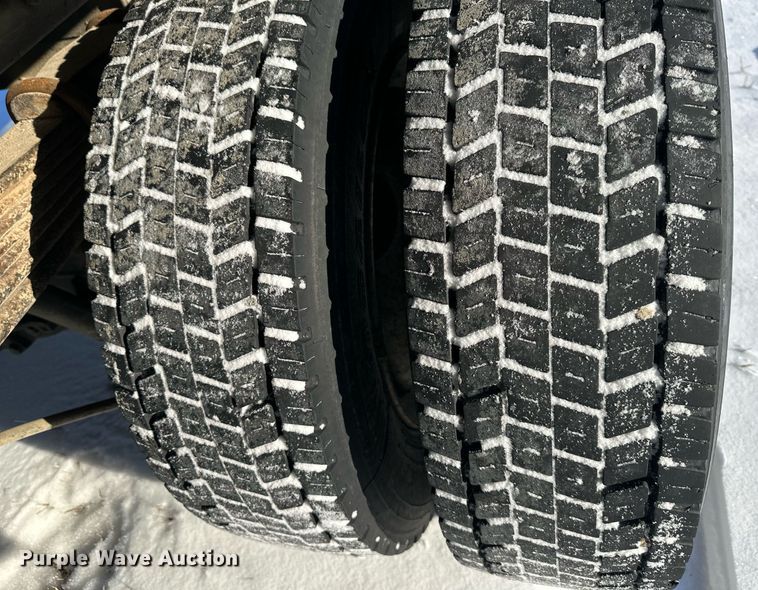 image for item NL9348 2006 Chevrolet C4500 flatbed truck