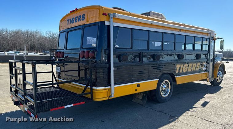 image for item NM9129 1971 Chevrolet    party bus