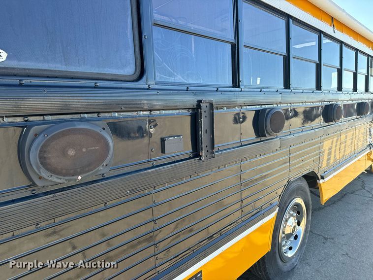 image for item NM9129 1971 Chevrolet    party bus