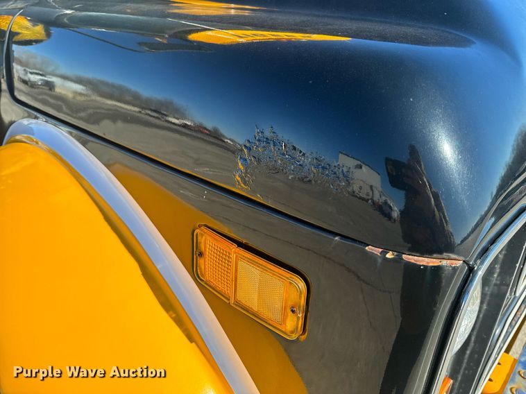 image for item NM9129 1971 Chevrolet    party bus