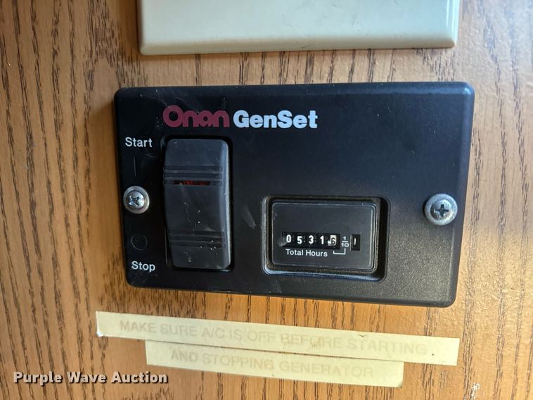 image for item NM9129 1971 Chevrolet    party bus