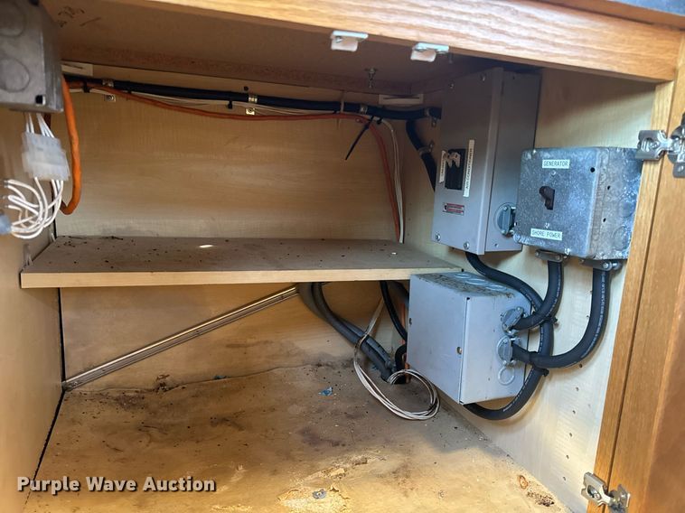 image for item NM9129 1971 Chevrolet    party bus