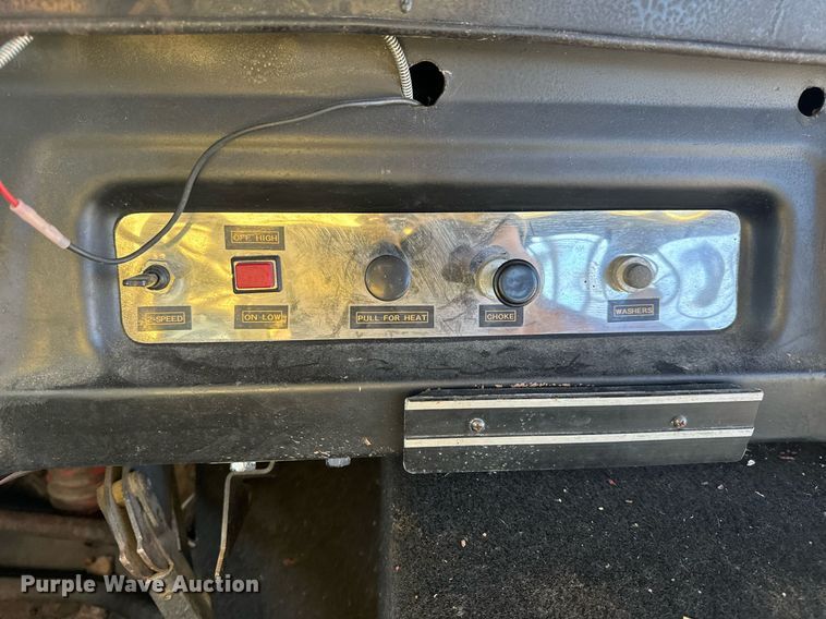 image for item NM9129 1971 Chevrolet    party bus