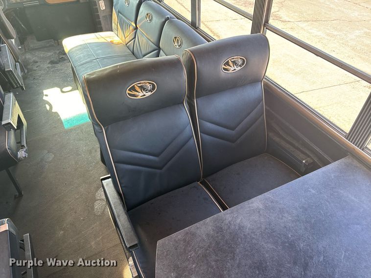 image for item NM9129 1971 Chevrolet    party bus