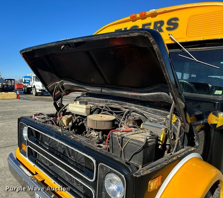 image for item NM9129 1971 Chevrolet    party bus