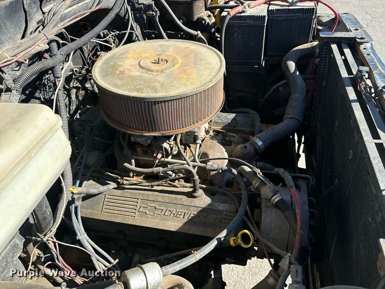 image for item NM9129 1971 Chevrolet    party bus